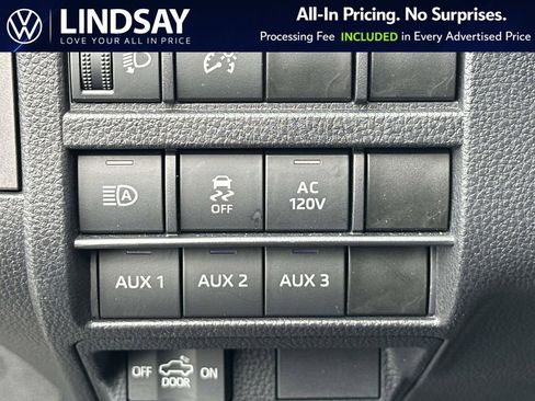 Used 2024 Toyota Tacoma TRD Sport w/ TRD Sport Upgrade Package image 24