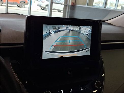 Used 2023 Toyota Corolla LE w/ Carpet Mat Package (TMS) image 20