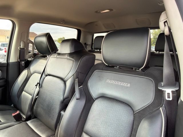 Used 2022 RAM 1500 Laramie AWD/4WD image 16