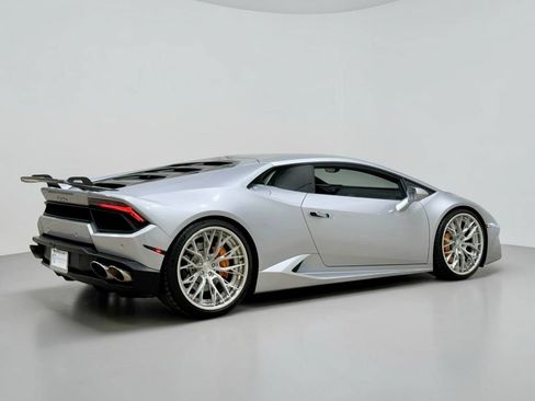 Used 2017 Lamborghini Huracan LP 580-2 RWD image 15