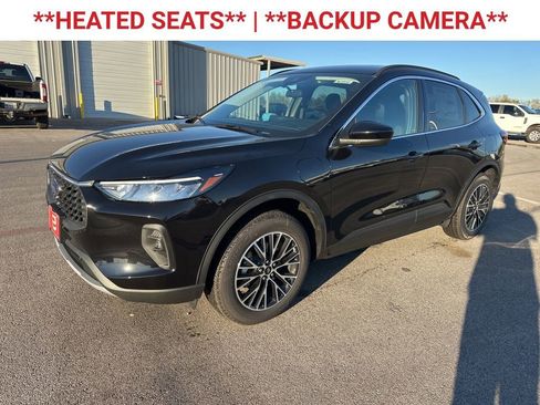 New 2026 Ford Escape SE image 3