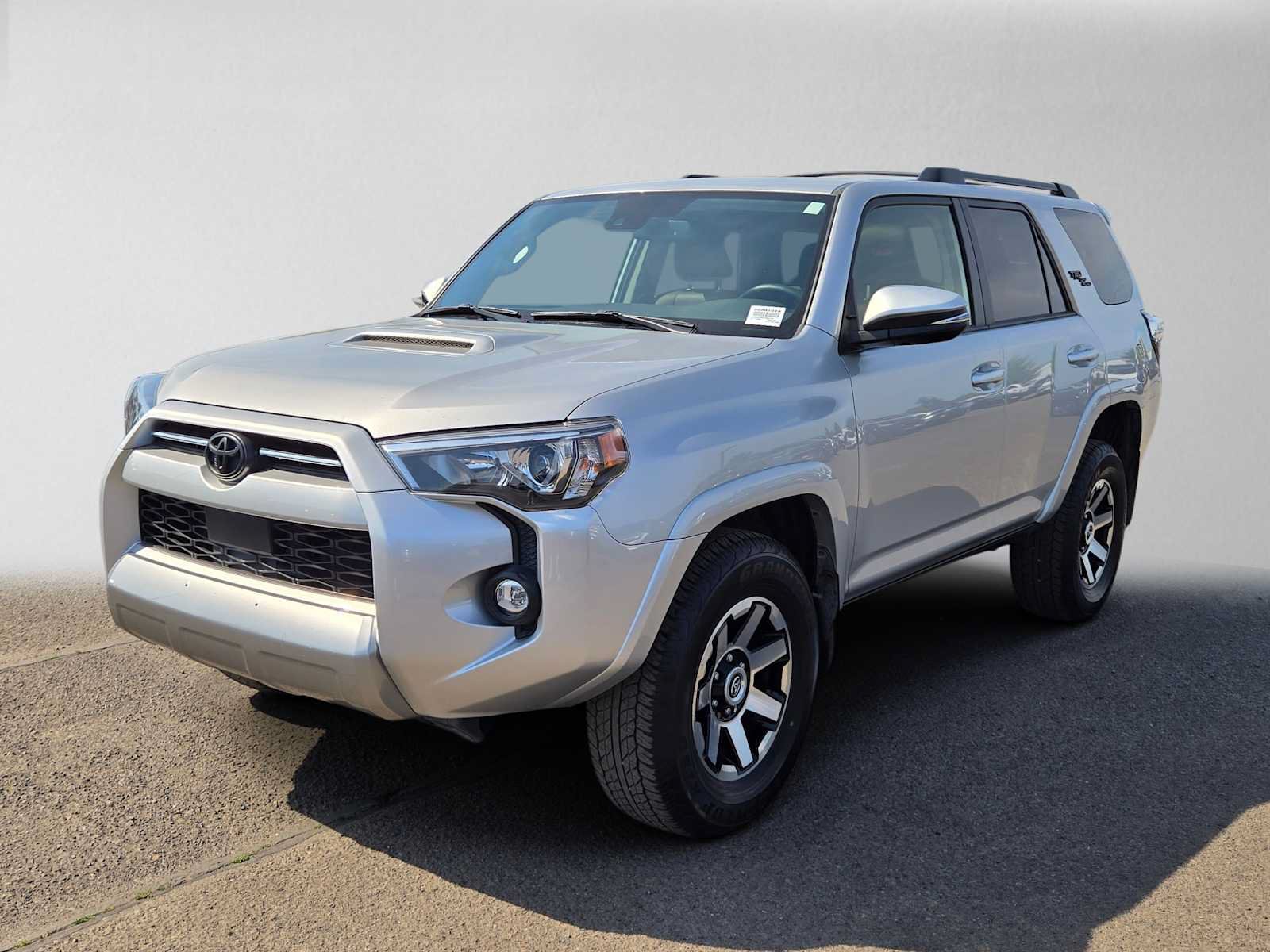 Certified 2023 Toyota 4Runner TRD Off-Road Premium w/ Moonroof Package AWD/4WD image 9