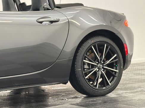 New 2025 MAZDA MX-5 Miata Grand Touring RWD image 8