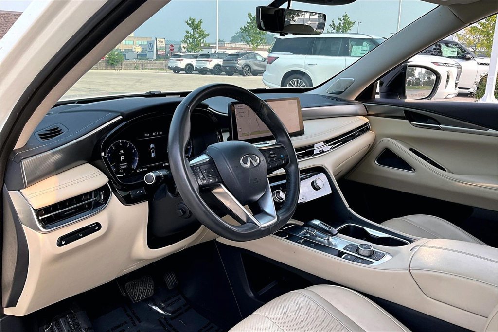 Certified 2024 INFINITI QX60 Luxe w/ Vision Package AWD/4WD image 16