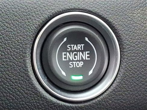 New 2025 GMC Acadia Denali w/ Super Cruise Package image 16