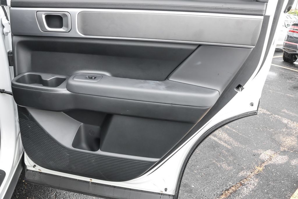Certified 2026 Hyundai Santa Fe SE AWD/4WD image 29