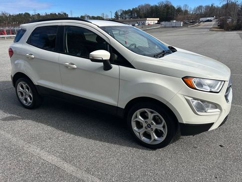 Used 2021 Ford EcoSport SE w/ SE Appearance Package image 9