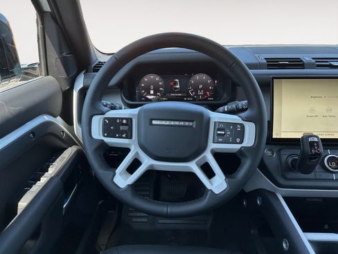 New 2026 Land Rover Defender 130 X-Dynamic SE AWD/4WD image 12