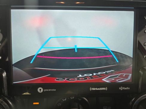 Used 2024 Toyota 4Runner TRD Off-Road Premium image 18