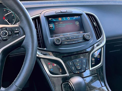 Used 2014 Buick LaCrosse Leather w/ Driver Confidence Package image 7