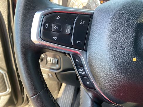 Used 2025 RAM 1500 Laramie image 41