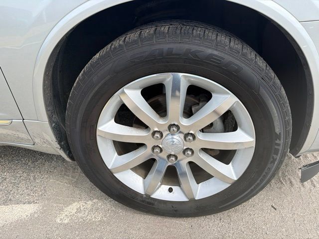 Used 2015 Buick Enclave Premium FWD image 7