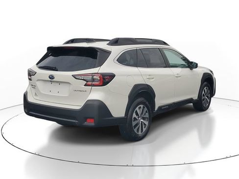 Certified 2025 Subaru Outback Premium AWD/4WD image 4