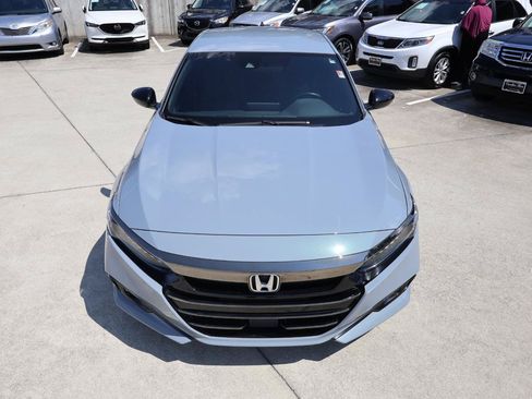 Used 2022 Honda Accord Sport image 11