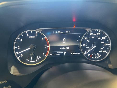 Used 2024 Nissan Rogue SV FWD image 27