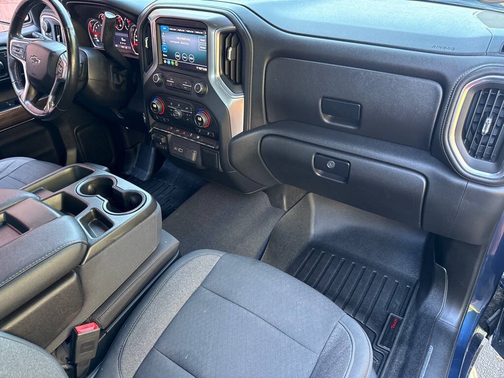 Used 2019 Chevrolet Silverado 1500 RST w/ True North Edition AWD/4WD image 16