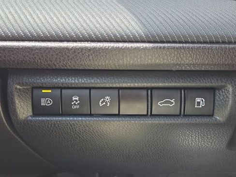 Used 2025 Toyota Camry SE w/ Convenience Package AWD/4WD image 32