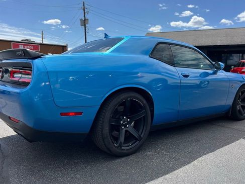 Used 2018 Dodge Challenger SRT Hellcat image 7