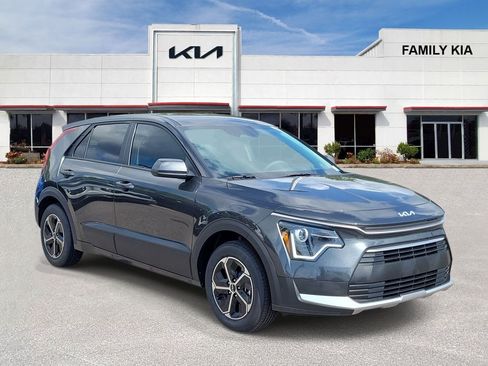 New 2026 Kia Niro LX FWD image 1