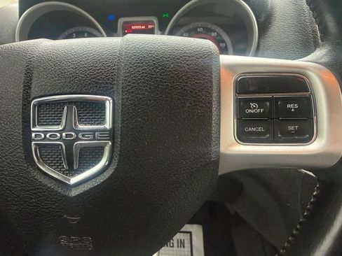 Used 2018 Dodge Journey SE w/ Connectivity Group FWD image 17