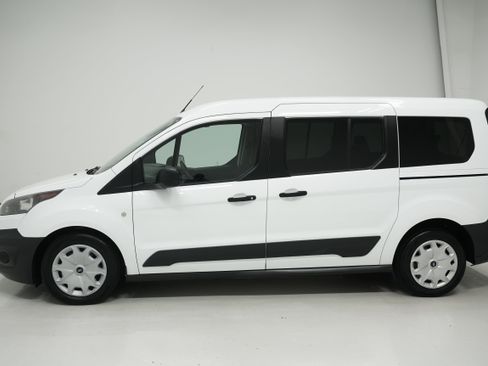 Used 2017 Ford Transit Connect XL image 6