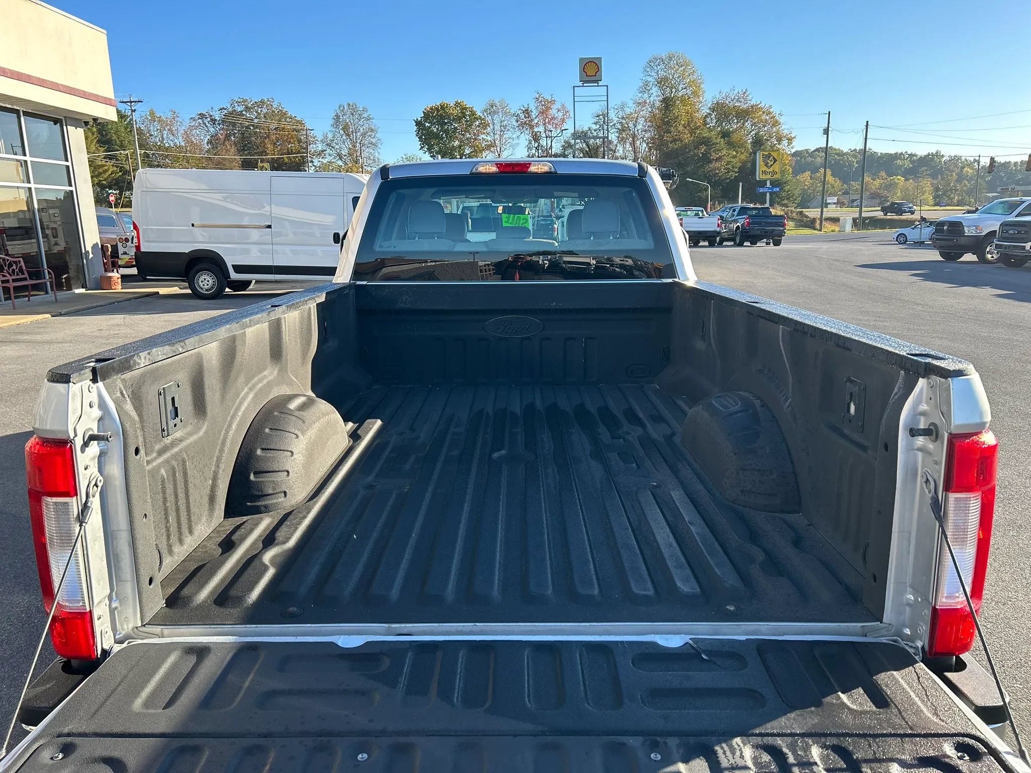Used 2019 Ford F250 XL w/ Power Equipment Group RWD image 30