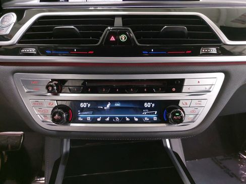 Used 2020 BMW 750i xDrive w/ Executive Package image 22