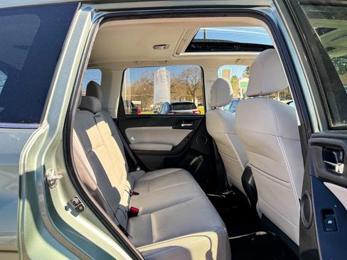 Used 2016 Subaru Forester 2.5i Limited image 11