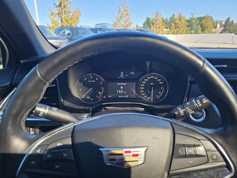 Used 2021 Cadillac XT5 Premium Luxury image 27