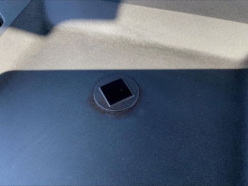 New 2026 Land Rover Defender 110 OCTA image 17