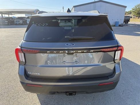 New 2026 Ford Explorer Active image 7