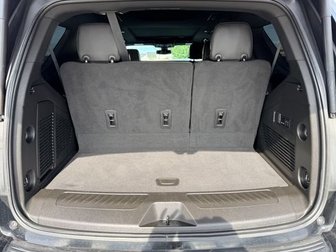 Used 2022 Chevrolet Tahoe LT w/ Luxury Package AWD/4WD image 30