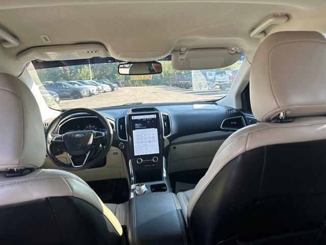 Used 2021 Ford Edge Titanium AWD/4WD image 38