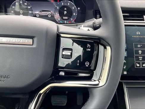 Used 2026 Land Rover Range Rover Evoque S image 23