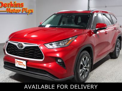 Used 2020 Toyota Highlander XLE