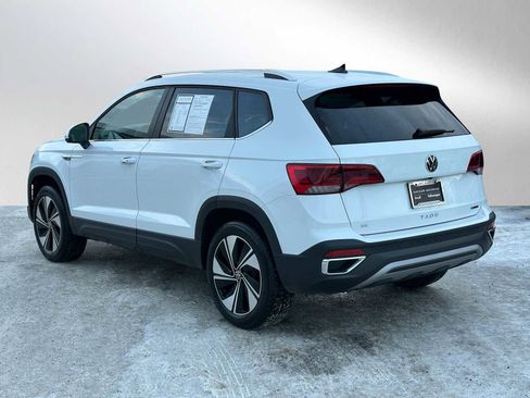 Used 2024 Volkswagen Taos SE image 5