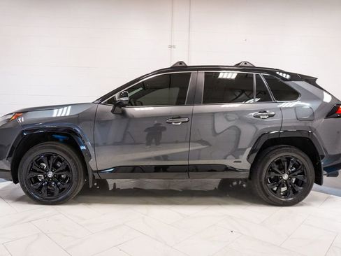 Used 2024 Toyota RAV4 XSE AWD/4WD image 32