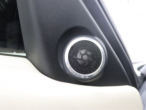 Used 2019 Land Rover Range Rover Sport HSE Dynamic image 18