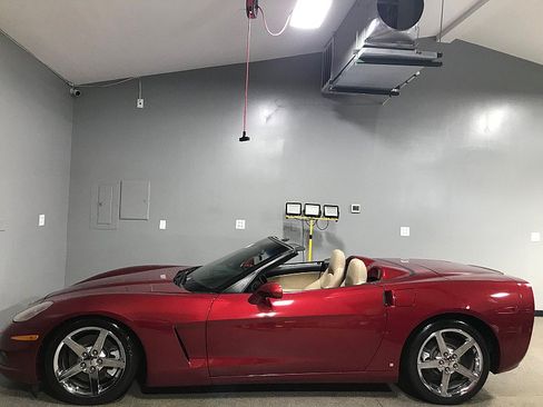 Used 2008 Chevrolet Corvette Convertible w/ Preferred Equipment Group RWD image 11