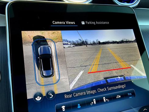 Certified 2025 Mercedes-Benz GLC 300 4MATIC image 8