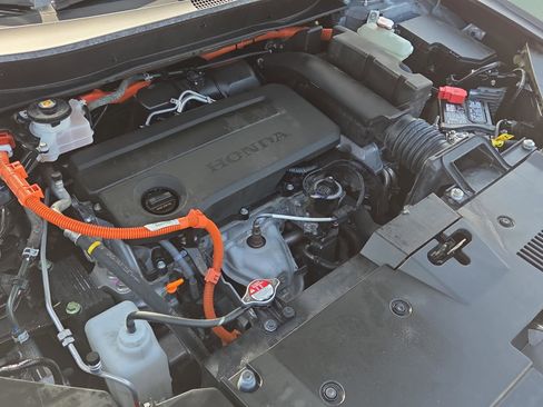 Used 2025 Honda CR-V Sport image 19