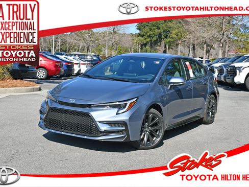 New 2026 Toyota Corolla SE image 1