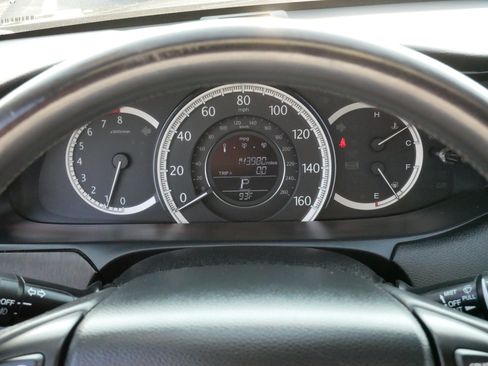 Used 2014 Honda Accord EX-L image 22