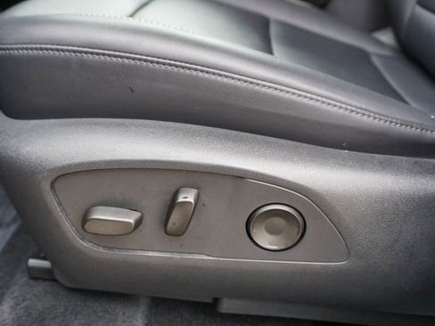 Used 2024 GMC Acadia Elevation image 18