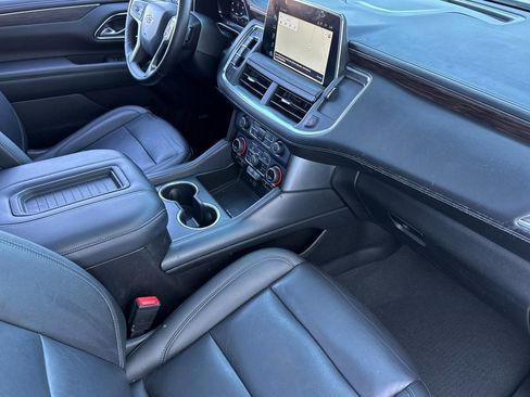 Used 2022 Chevrolet Tahoe Z71 w/ Z71 Off-Road Package image 31