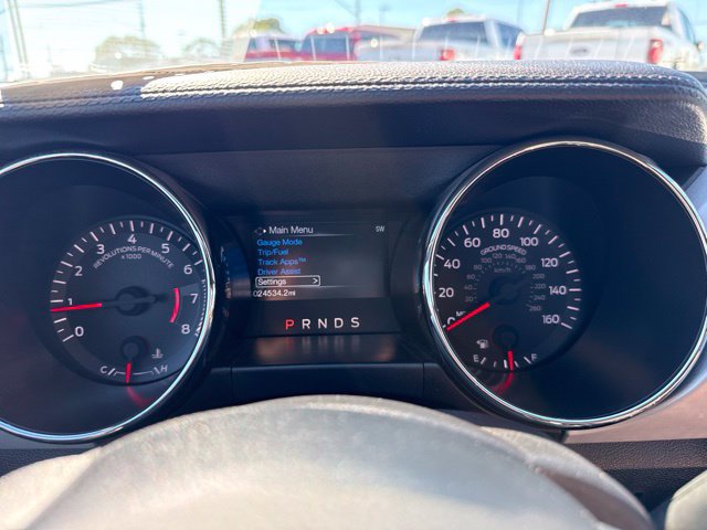 Used 2017 Ford Mustang Premium RWD image 18