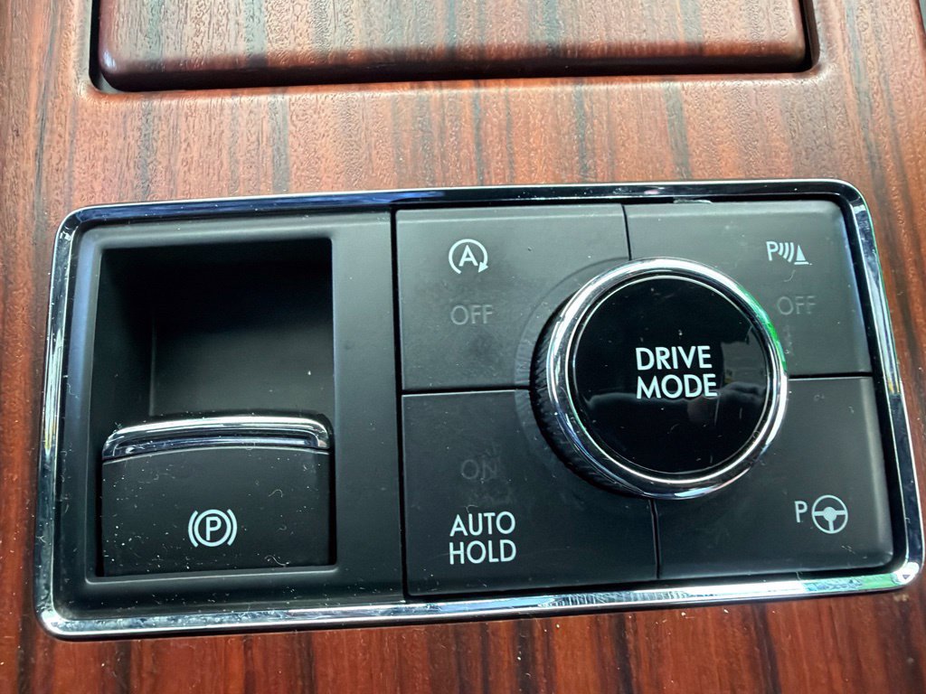 Used 2021 Lincoln Navigator Reserve AWD/4WD image 13