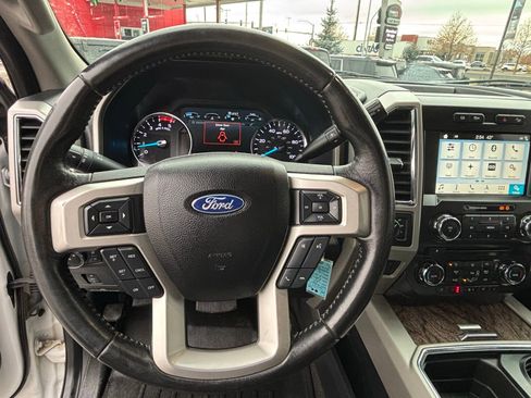 Used 2018 Ford F250 Lariat w/ Lariat Value Package image 16