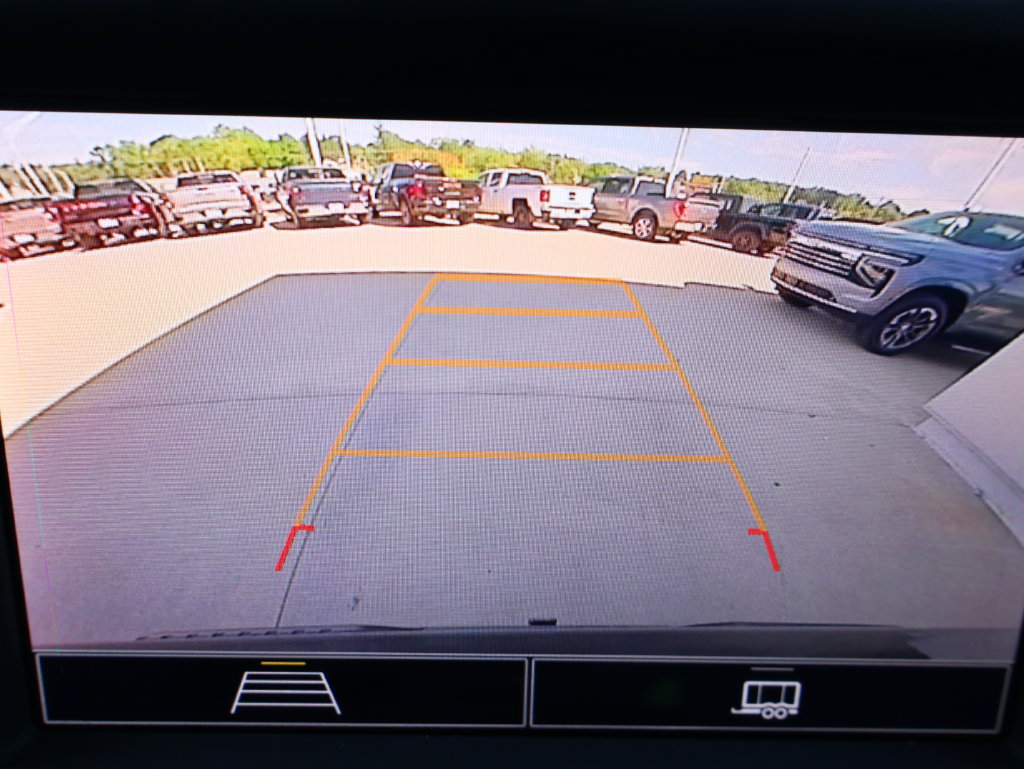 Used 2023 Chevrolet Silverado 1500 Custom AWD/4WD image 23