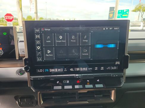 Used 2025 GMC Hummer EV 2X AWD/4WD image 22